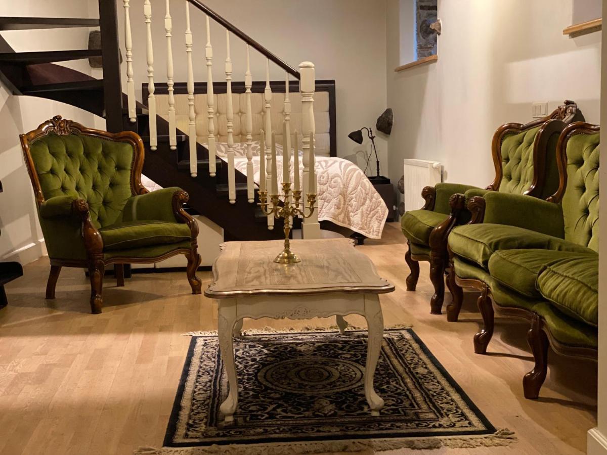 Exclusive Gaono Apartment In The Heart Of Old Town Вилнюс Екстериор снимка