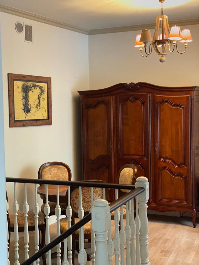 Exclusive Gaono Apartment In The Heart Of Old Town Вилнюс Екстериор снимка