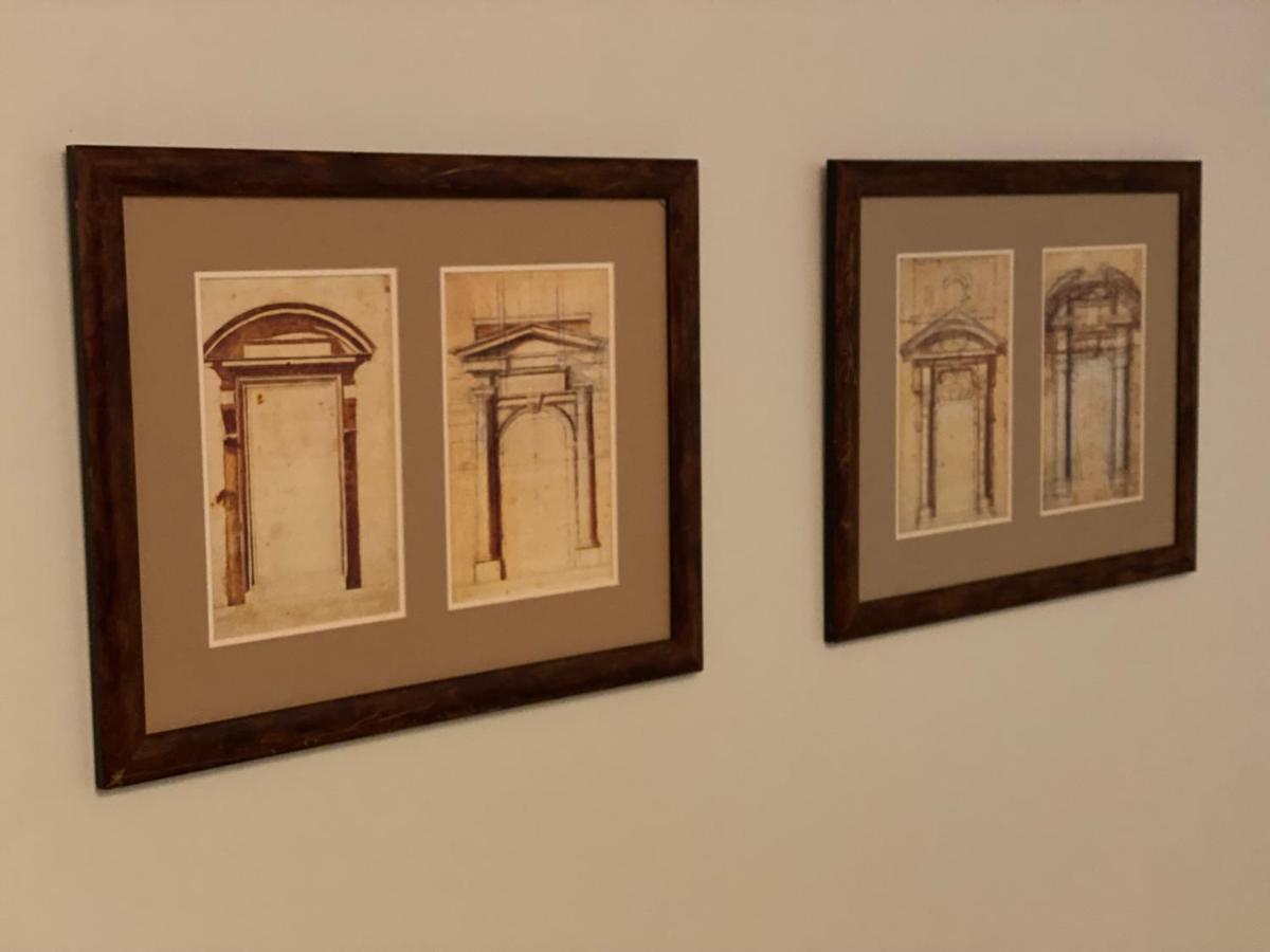 Exclusive Gaono Apartment In The Heart Of Old Town Вилнюс Екстериор снимка